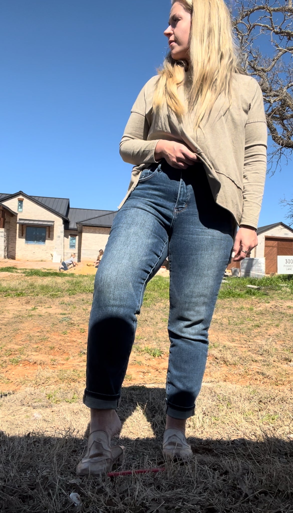 JUDY BLUE TUMMY CONTROL STRAIGHT LEG
