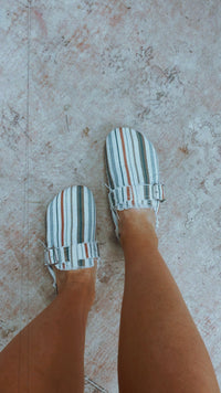 Rustic chic slide
