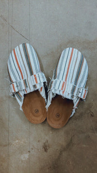 Rustic chic slide