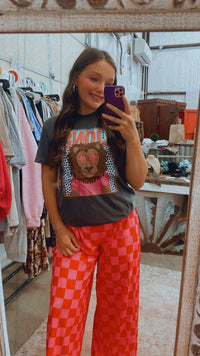 Colorful lions tee