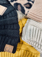 Sweater Pom C.C. Beanie