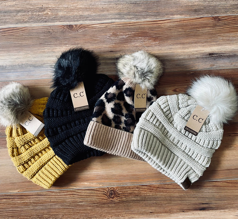 Sweater Pom C.C. Beanie