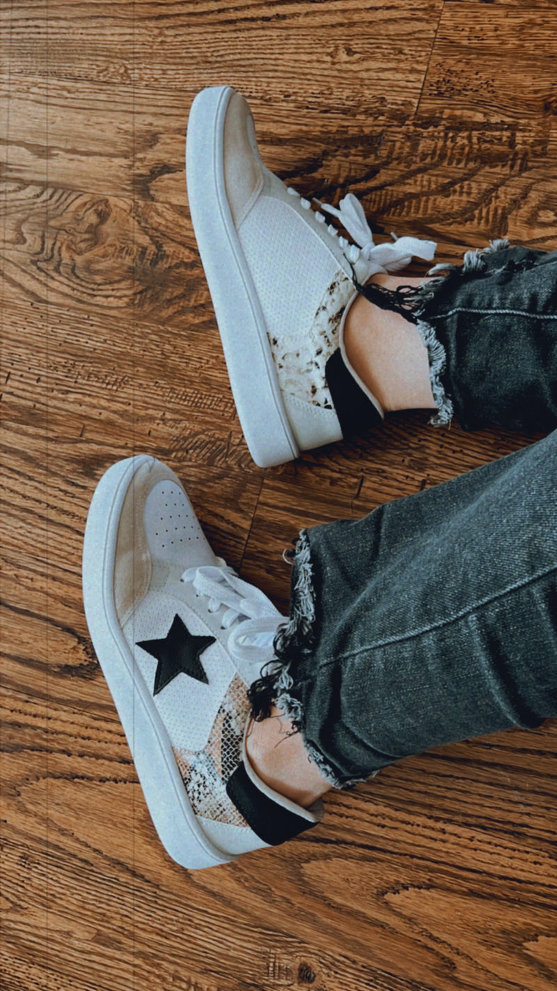 Snake Gray Sneakers