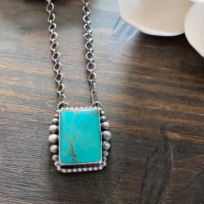 🍑 Turquoise Square Necklace