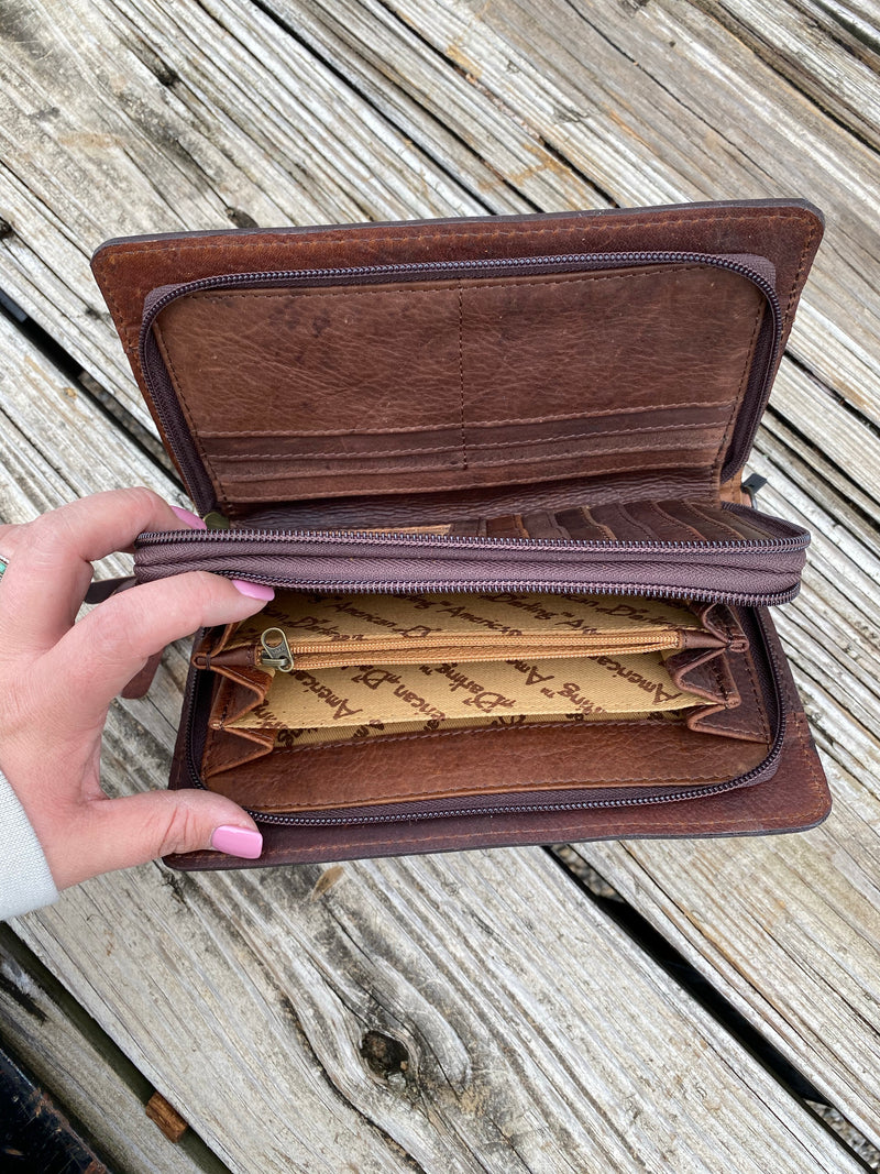 Tooled Crossbody/Wristlet!